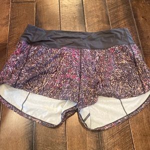 Lululemon Speed Up shorts, Size 10, 4inch, like new